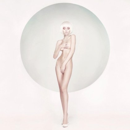 Sexy nude lady